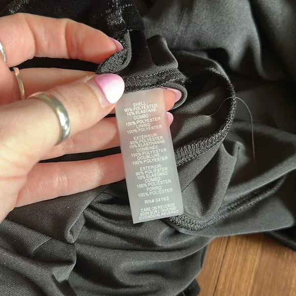 NWT Velvet Midi Dress with Chiffon Flutter SleevesTiered Hem A4HV1QHL size 12 - Picture 2 of 8